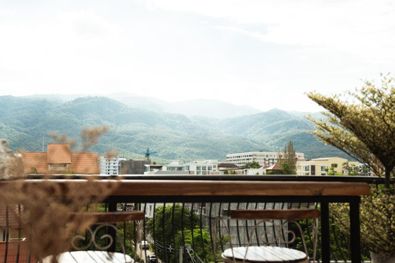 Hotel Yayee Chiang Mai Exterior photo